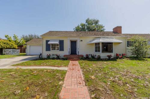 4606 Graywood Ave, Long Beach, CA 90808-1017