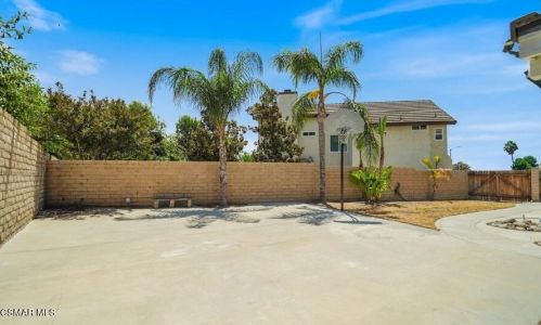 1494 Rio Vista Ct, Simi Valley CA  93065-5810 exterior
