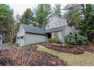 5 Raven Cir, Avon, CT 06001-3317
