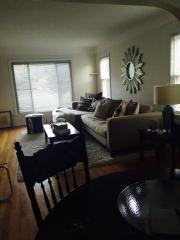 2250 Lakeview Ave, Cleveland OH  44116-2502 exterior