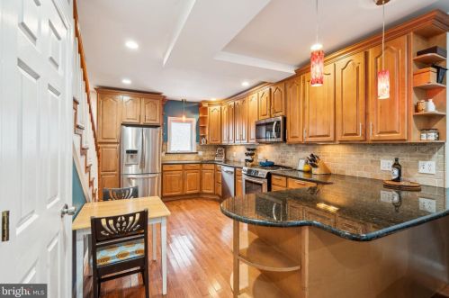 1511-13 Camac St, Philadelphia PA  19147-6208 exterior