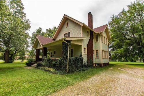 203 Lafayette St, London, OH 43140-1138