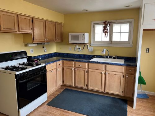 3006 Orchard St, Milwaukee, WI 53215-1929