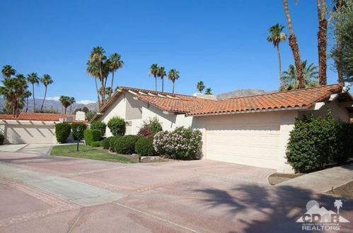 49705 Coachella Dr, La Quinta, CA 92253-2347