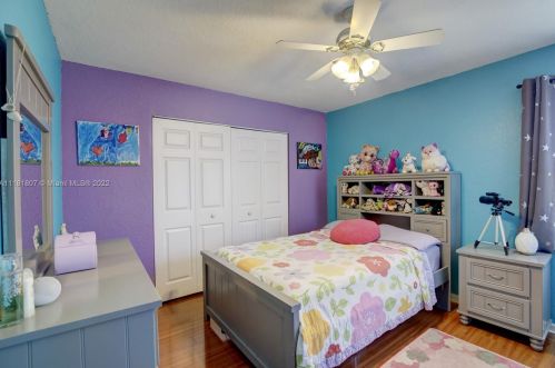 2053 149th Ave, Hollywood FL 33027-4340 exterior