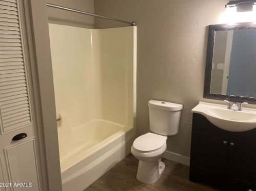 2445 Intrepid Ave, Mesa AZ 85204-7028 exterior