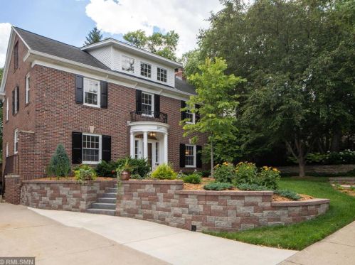 2817 Brookwood Ter, Minneapolis, MN 55410-2413