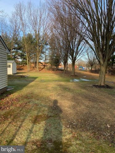 1615 Heebner Way, Lansdale PA 19446-4317 exterior