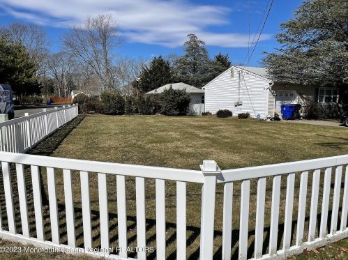 600 Peter Pl, Bricktown NJ  08723-6424 exterior