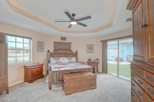 1005 1 Pl, Cape Coral FL  33993-1143 exterior