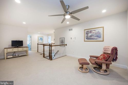 190 Iron Hill Way, Collegeville PA  19426-2833 exterior