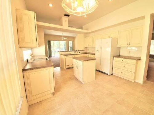 619 Monticello Pl, Fort Pierce, FL 34986-1708
