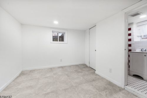 48 Oakland St, Irvington NJ  07111-2005 exterior