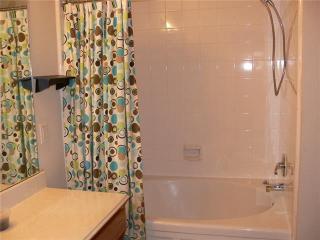 2824 Bluffs Ct, Mckinney TX  75071-2634 exterior