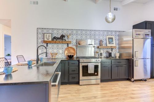 624 Tucker Ave, Lake Nacimiento CA  93446-2726 exterior