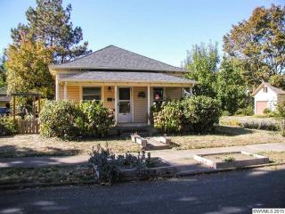 642 12th St, Corvallis, OR 97330-5935