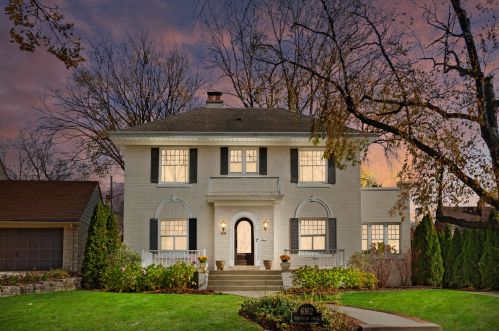 6162 Washington Cir, Milwaukee WI 53213-2472 exterior