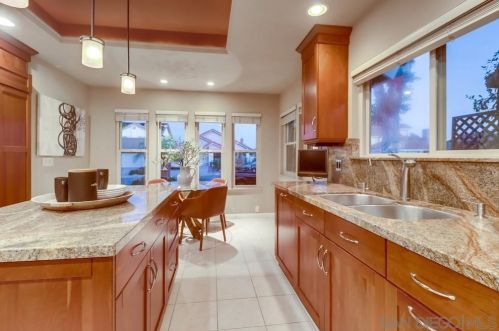10370 Viacha Dr, San Diego CA  92124-3411 exterior