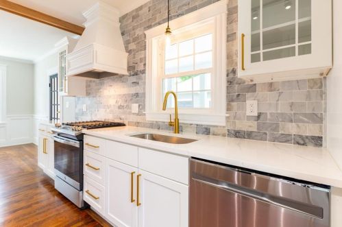 46 Forbes St, Providence RI  02908-2018 exterior