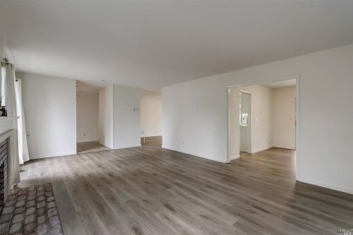 6596 Meadowridge Dr, Santa Rosa CA  95409-5863 exterior