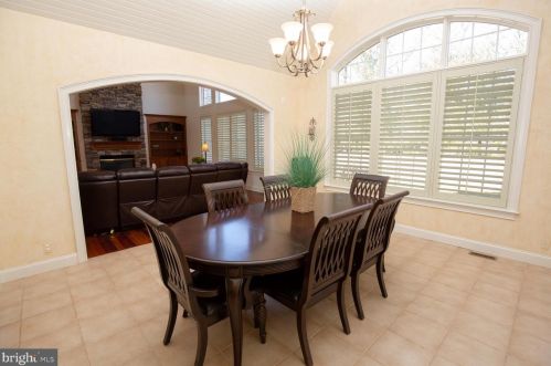 108 Gift Cir, Prospectville PA 19002-2732 exterior