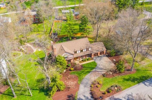 279 Trotwood Dr, Pittsburgh, PA 15241-2244