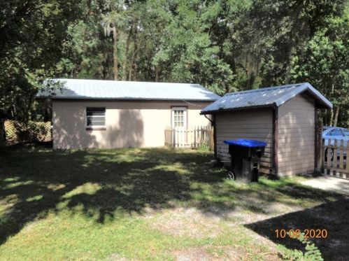 1825 Carr St, Deland, FL 32720-4541