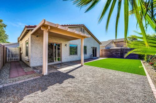 2542 Indian Wl Pl, Chandler AZ  85249-4168 exterior