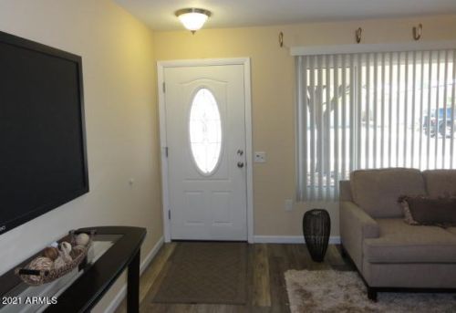 10618 Cimarron Ct, Sun City, AZ 85373-1057