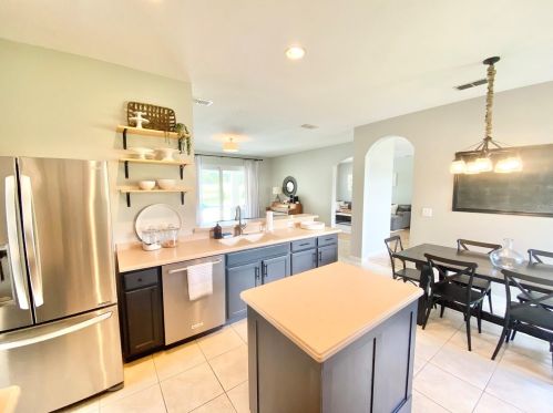 23431 Valderama Ln, Mount Plymouth FL  32776-6937 exterior