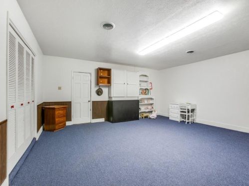 7268 Fernmeadow Dr, Dallas TX  75248-5605 exterior