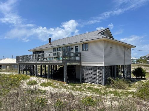 508 Gorrie Dr, Saint George Island FL  32328-2411 exterior