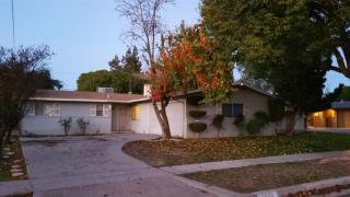 1806 Fountain Way, Fresno, CA 93705-3235