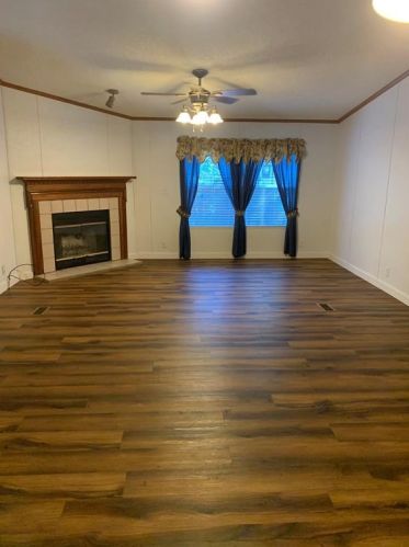 561 Kingwood Dr, Chita, TX 75862-6412