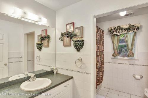 8 Rillstone Ct, East Freehold NJ  07728-8574 exterior