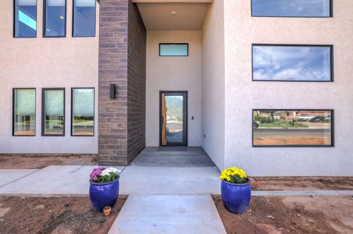 3821 Sugar Leo Rd, Saint George UT 84790-7939 exterior