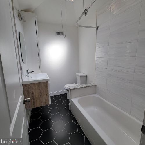 5322 Columbia Ave, Philadelphia PA  19131-3343 exterior