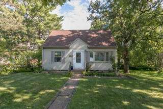 2087 Eldridge Ave, Saint Paul, MN 55109-3830