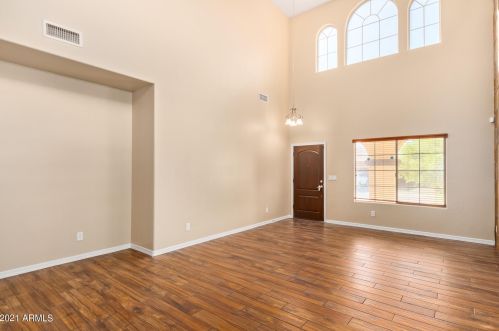 27607 18th Ave, Phoenix AZ  85085-5319 exterior