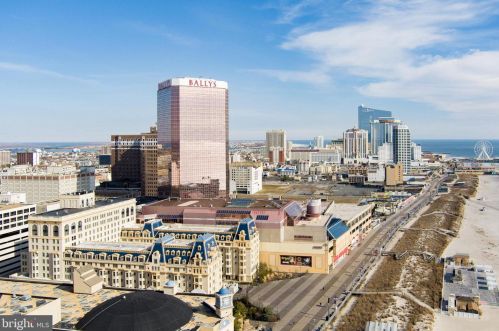 1824 Arkansas Ave, Atlantic City NJ  08401-1502 exterior