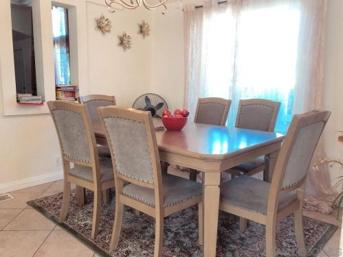 2885 Chollas Rd, San Diego CA 92105-4817 exterior