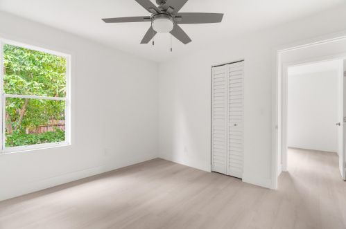 1750 Seacrest Blvd, Boynton Beach FL  33435-2245 exterior