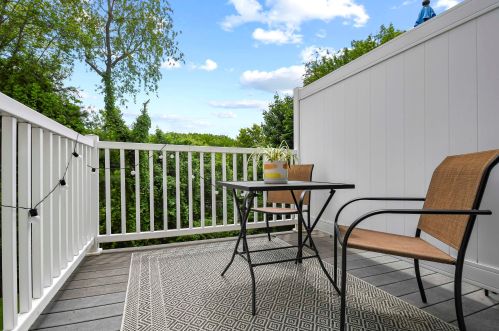 90 Prescott St, Nashua NH 03064-2546 exterior