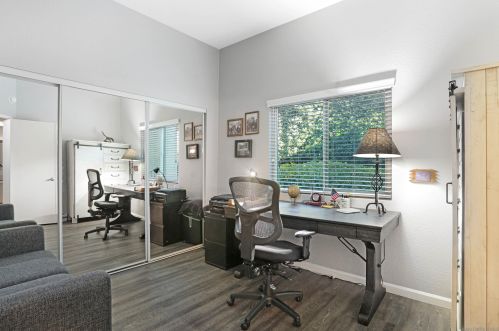 2876 Andover Ave, Carlsbad CA  92010-7004 exterior