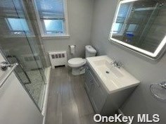 309 Ivy Ave, Westbury NY  11590-1938 exterior