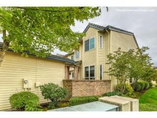 8230 Maxine Ln, Wilsonville, OR 97070-7783