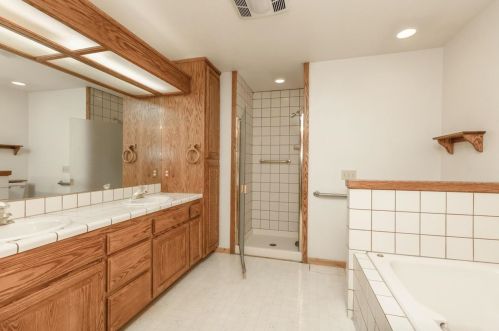 10625 Saxon Way, Truckee CA  96161-1152 exterior