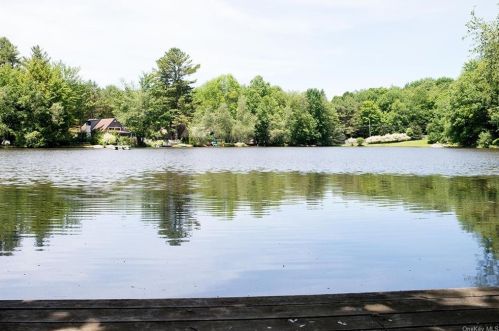 43 Indian Lake Rd, Ferndale NY  12734-4106 exterior