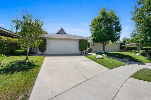 2700 Lantana Ave, Fullerton, CA 92835-2718