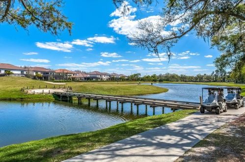 18604 Avenue Monaco, Lutz FL  33558-5316 exterior